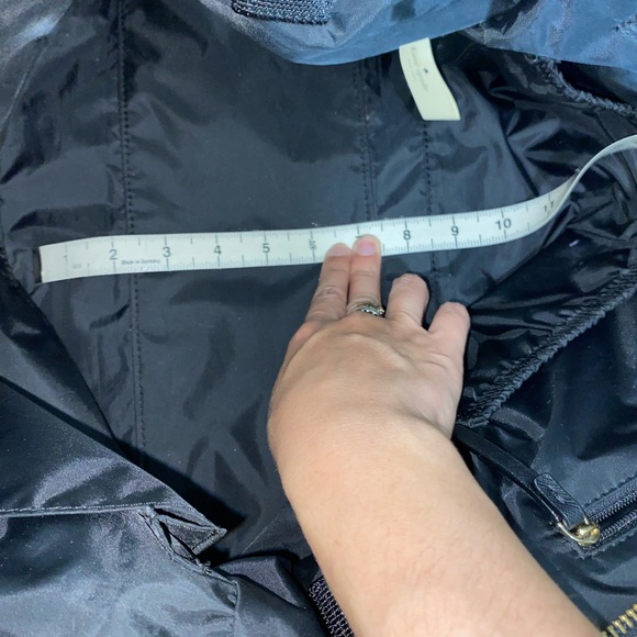 Kate Spade Diaper bag/ Travel bag/ tote - Picture 4 of 12